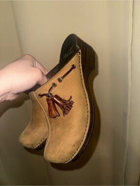 Dansko Shannon mule clogs in brown suede leather tassel women’s size 39